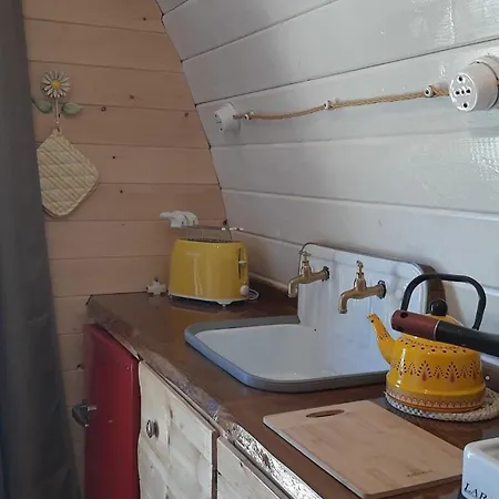 Su Niberalzu Glamping Fermata di Enas