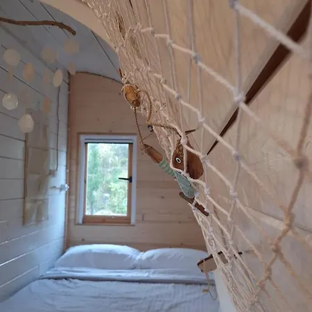 Su Niberalzu Glamping Fermata di Enas